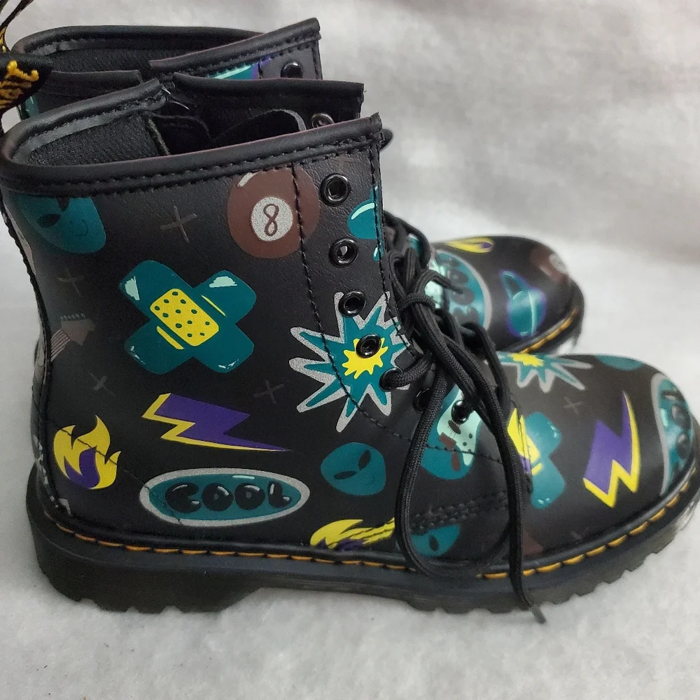 Dr. Martens nwot box